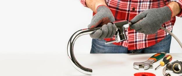 Servicii instalare si mentenanta instalatii sanitare si termice
