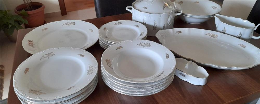 Servicii masa 6 si 12 persoane, obiecte alama,bronz,argint.