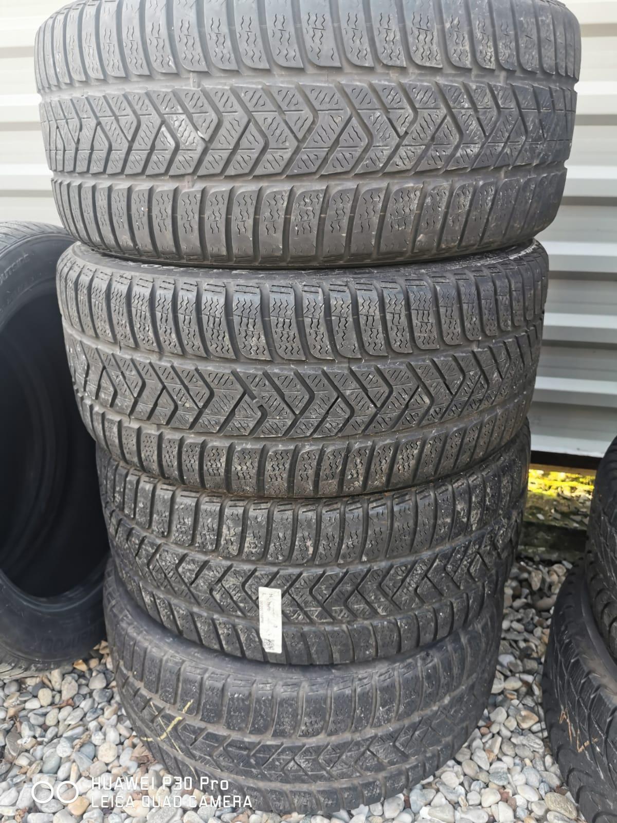 Set 4 anvelope M+S 245/40/18 Pirelli