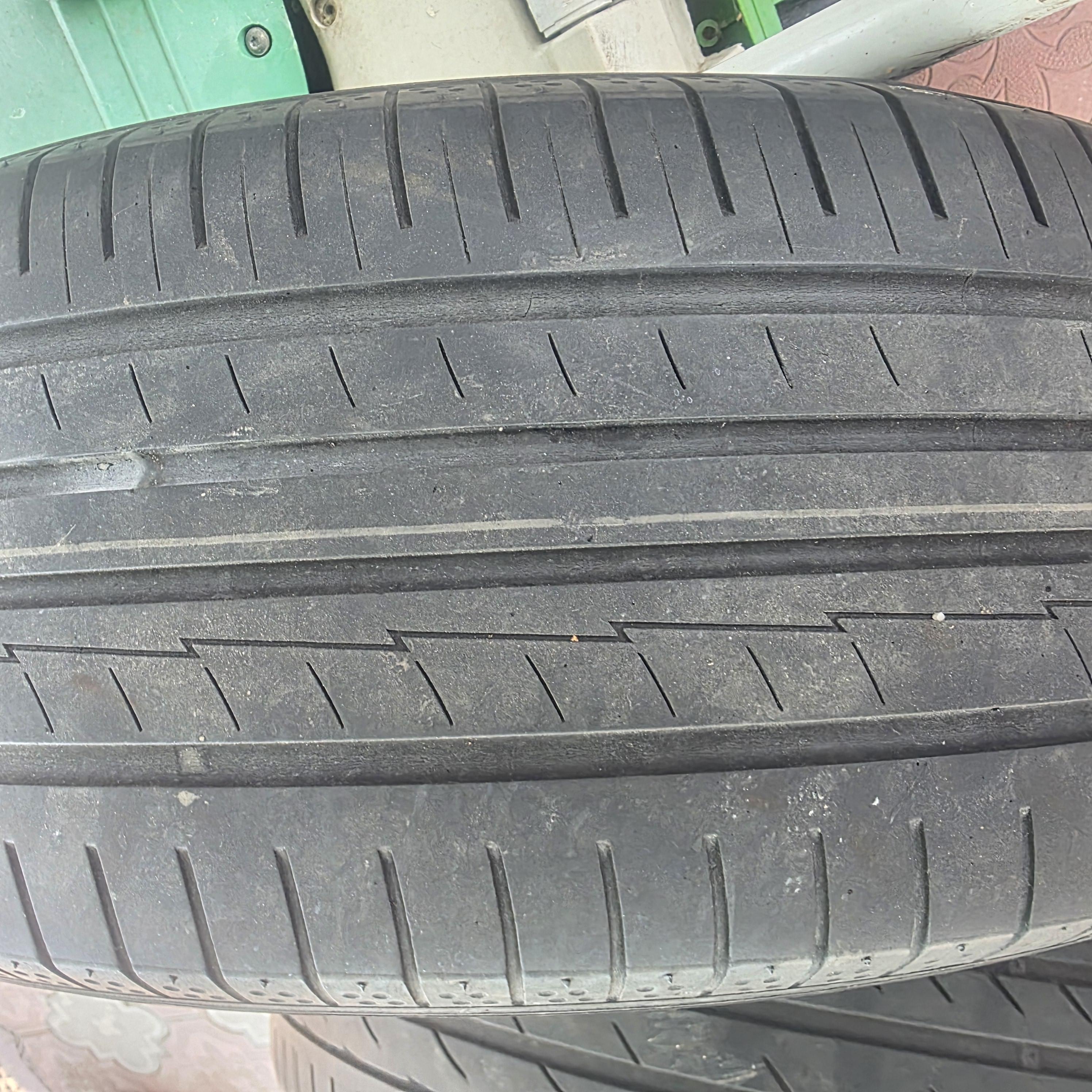 Set 4 anvelope vara 205 60 16