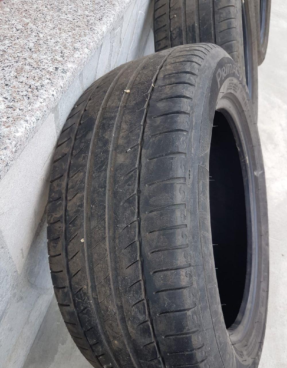 Set 4 anvelope vara 225 55 R17