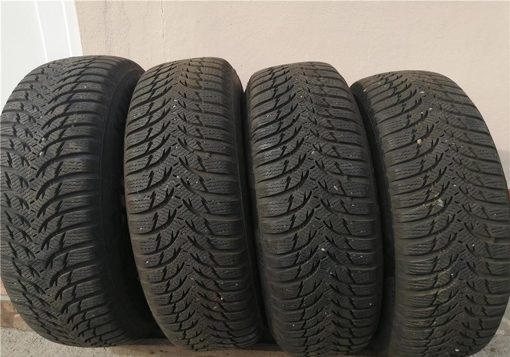 Set 4 roți echipate cu anvelope iarna M+S - Kumho