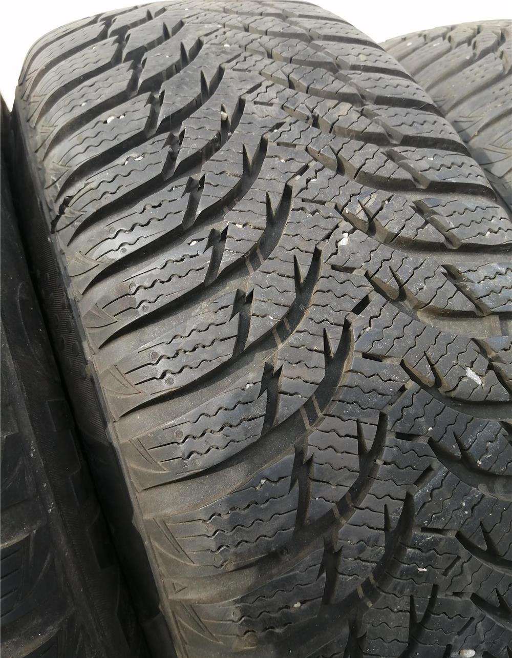 Set 4 roți echipate cu anvelope iarna M+S - Kumho