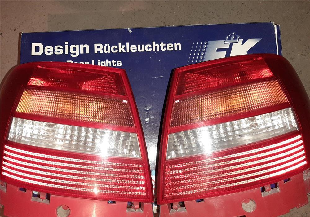Set complet lămpi spate Audi A4 B5 facelift în perfectă stare.