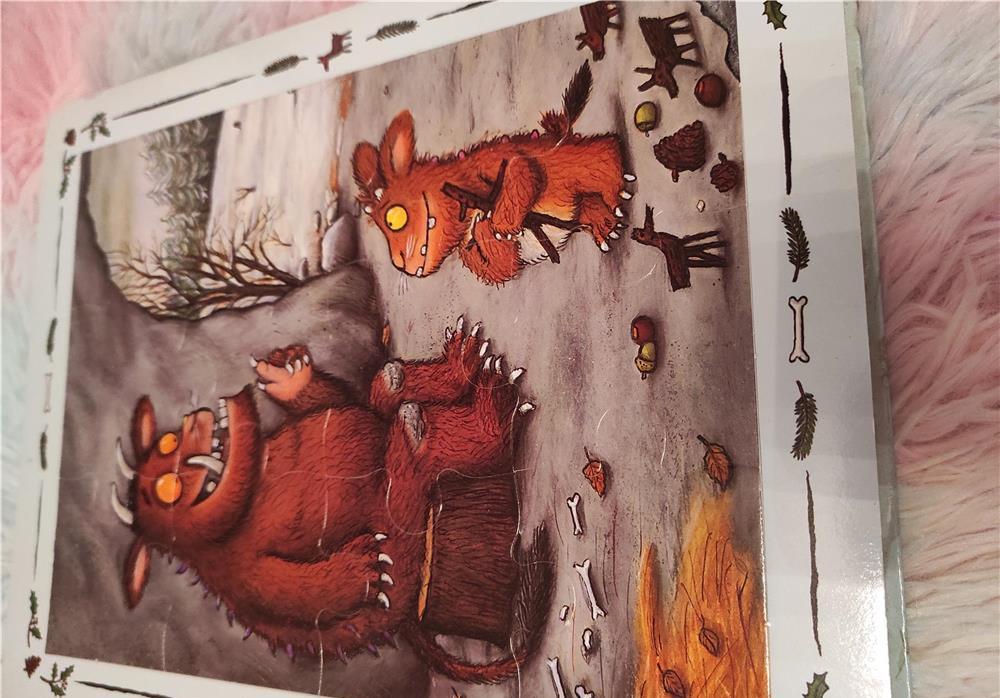 Set Gruffalo carte cu puzzle si jucărie de plus