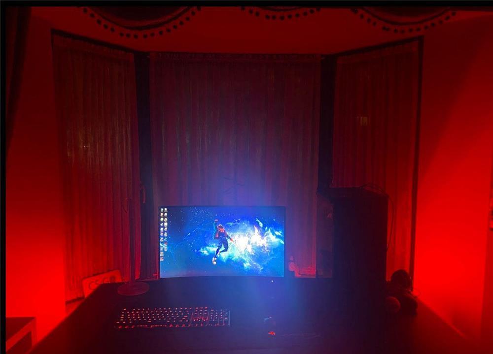 Setup Gaming, cumparat in 2020 nou, deloc uzat