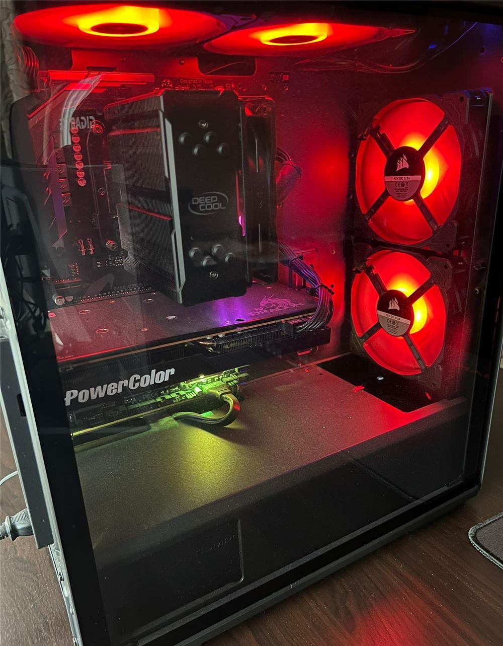 Setup Gaming, cumparat in 2020 nou, deloc uzat