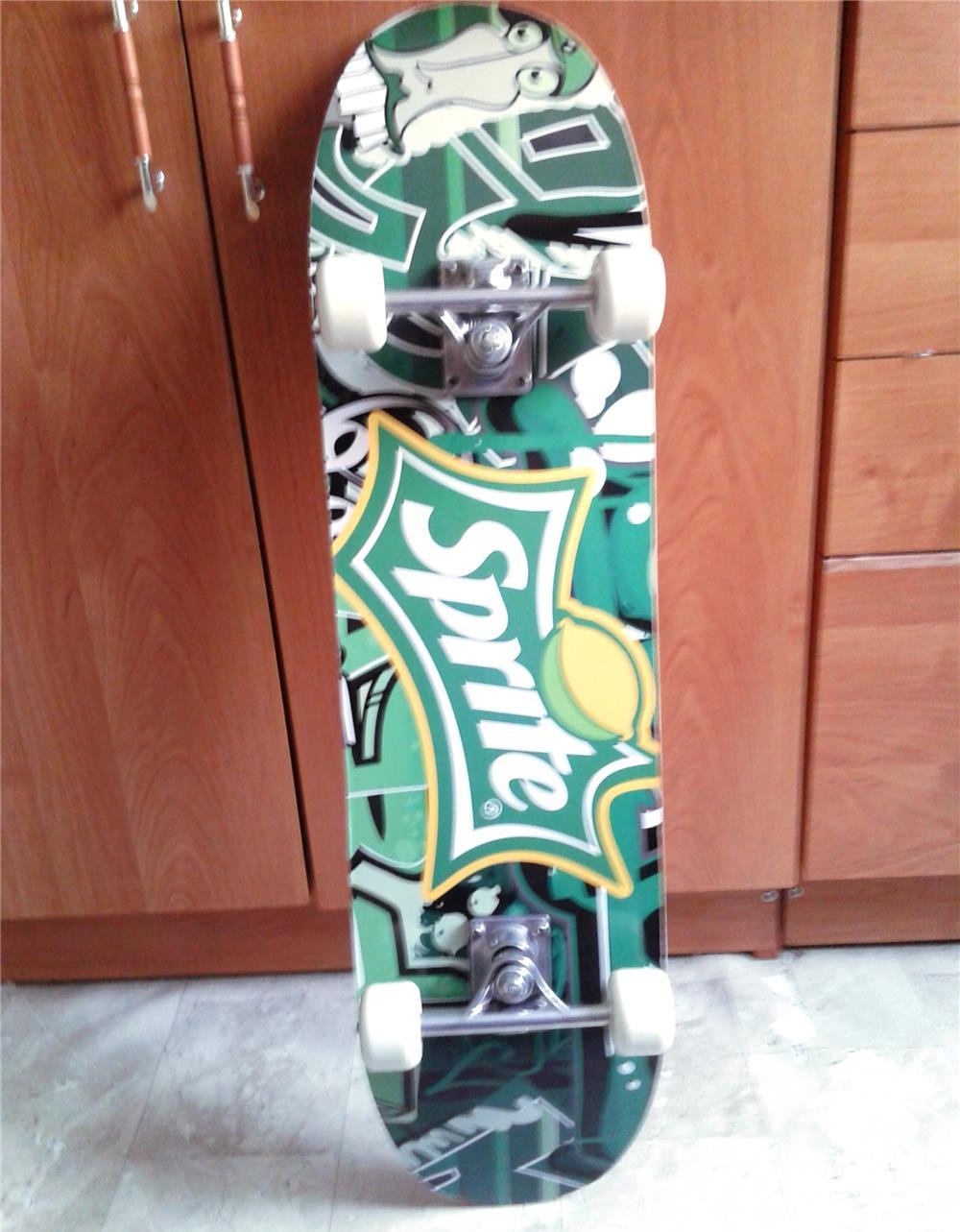 Skateboard