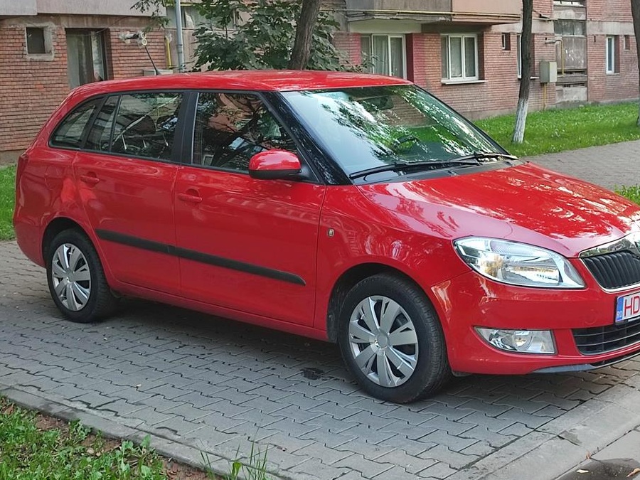 Skoda Fabia an 2012 Euro 5 motor 1.2 TSI//105 cp