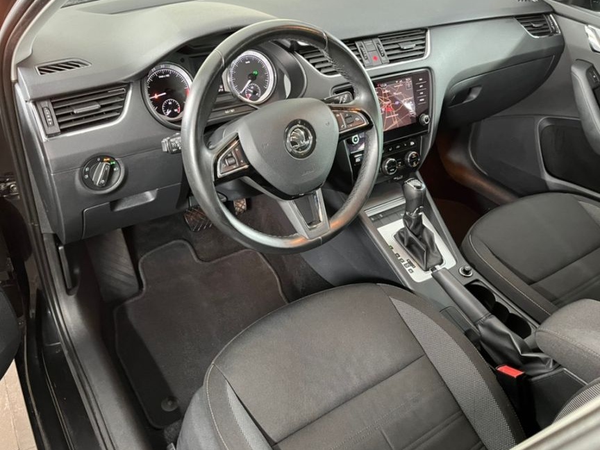 Skoda Octavia Combi Diesel 1.6 TDI DSG