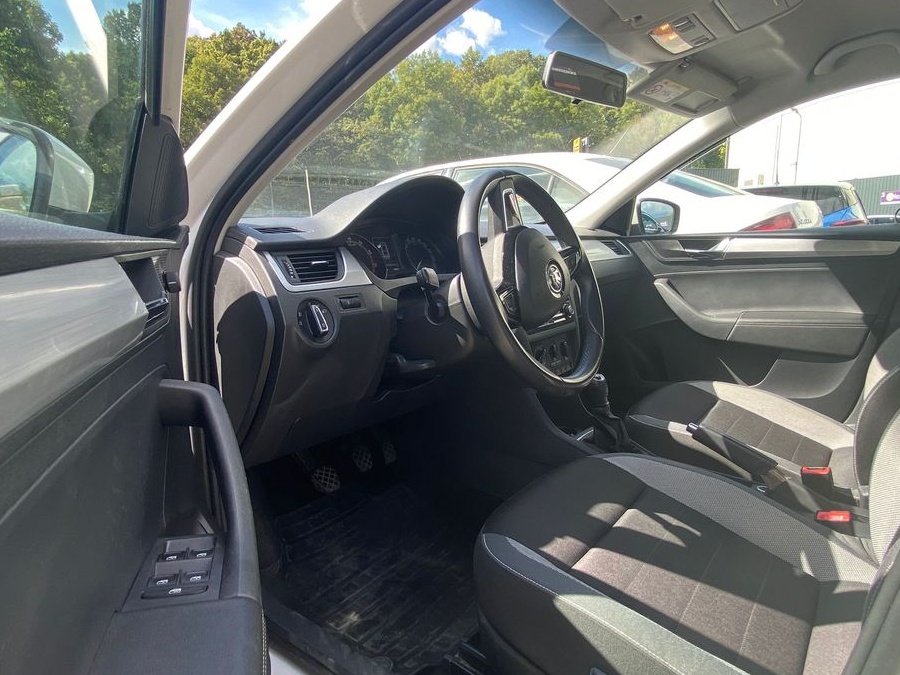 Skoda RAPID 1.0 TSI