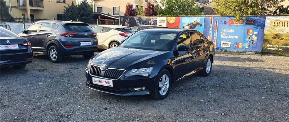 Skoda Superb sedan 2018 / 165000 km