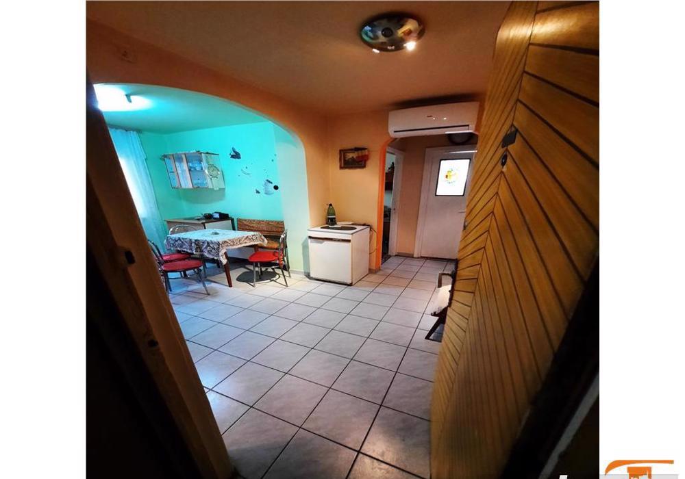 Soarelui, 2 camere, et3,CT,AC, negociabil