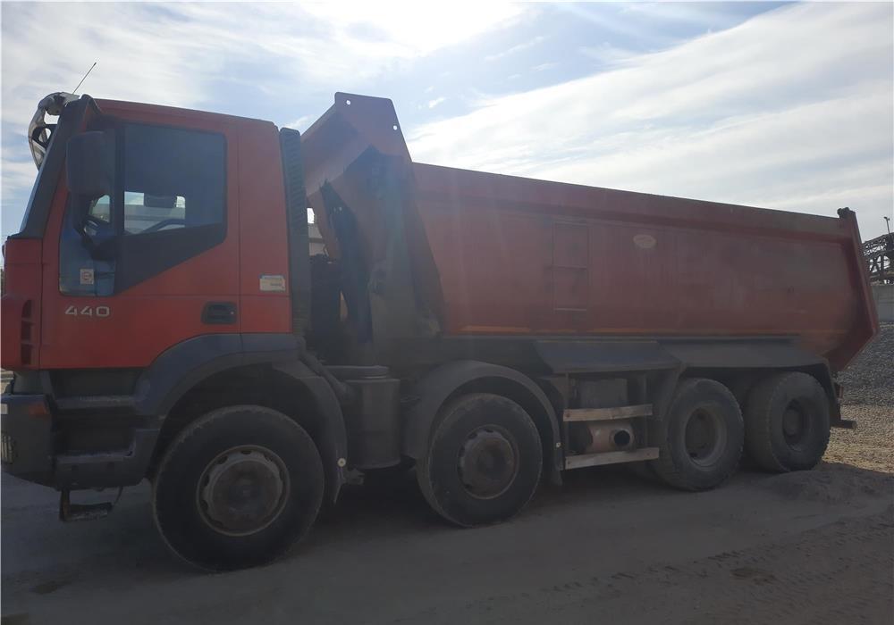 Soferi autobasculante 8x4