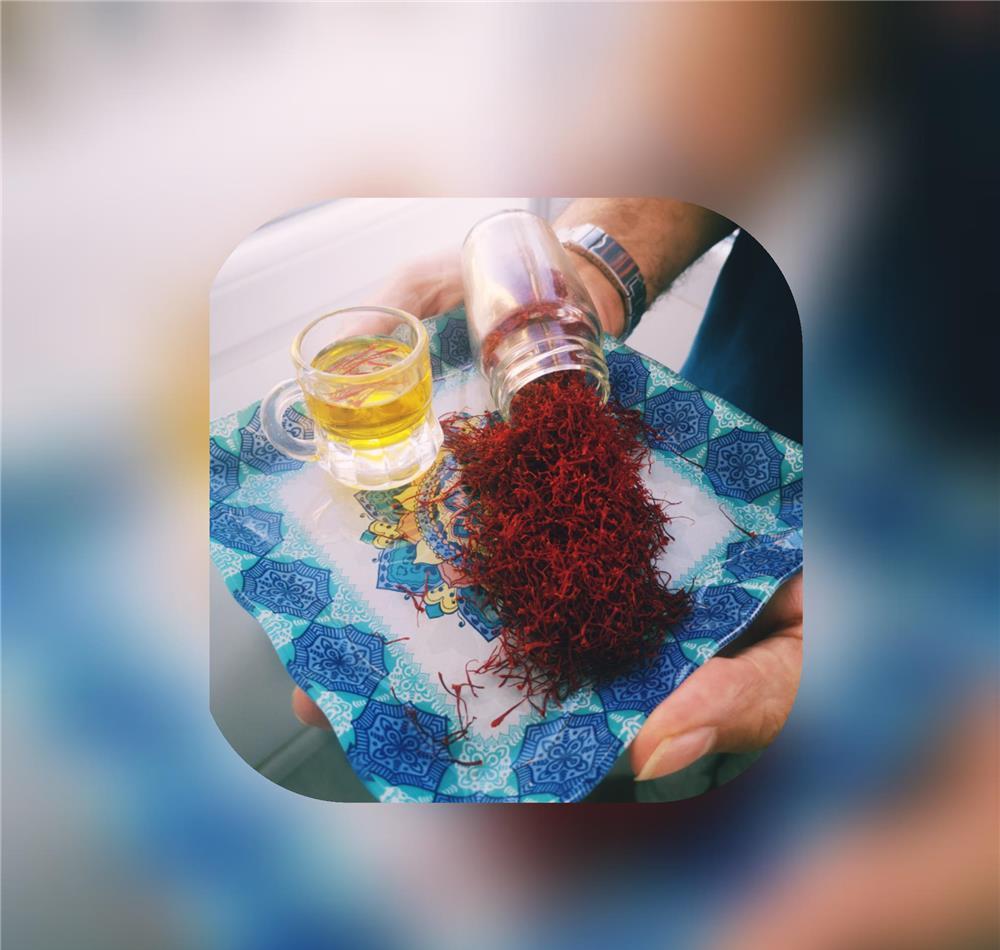Sofran în pistile Crocus Sativus crescut in BUCOVINA - Categoria I