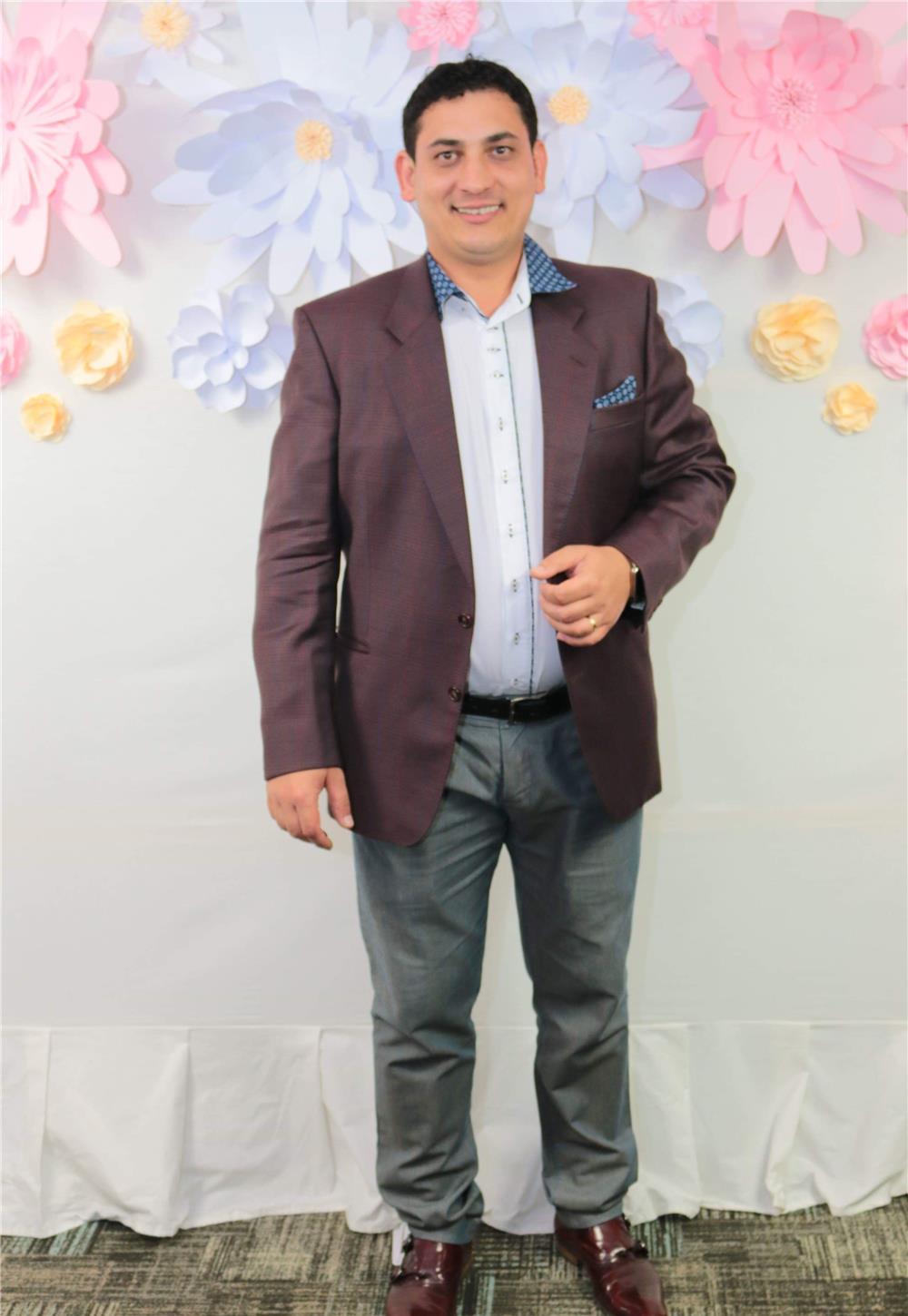 Solist vocal și Dj