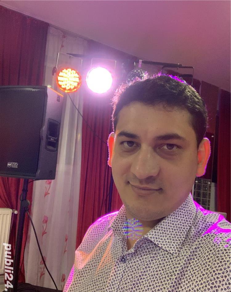 Solist vocal și Dj