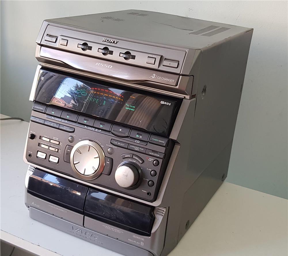 Sony HCD R 550 combina cd tuner deck defecta