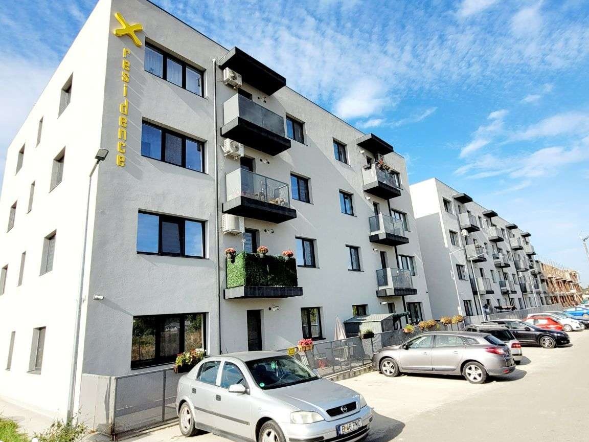 Spatii comerciale de 55 mp utili si terasa de 20 mp COMUNA 1 DECEMBRIE