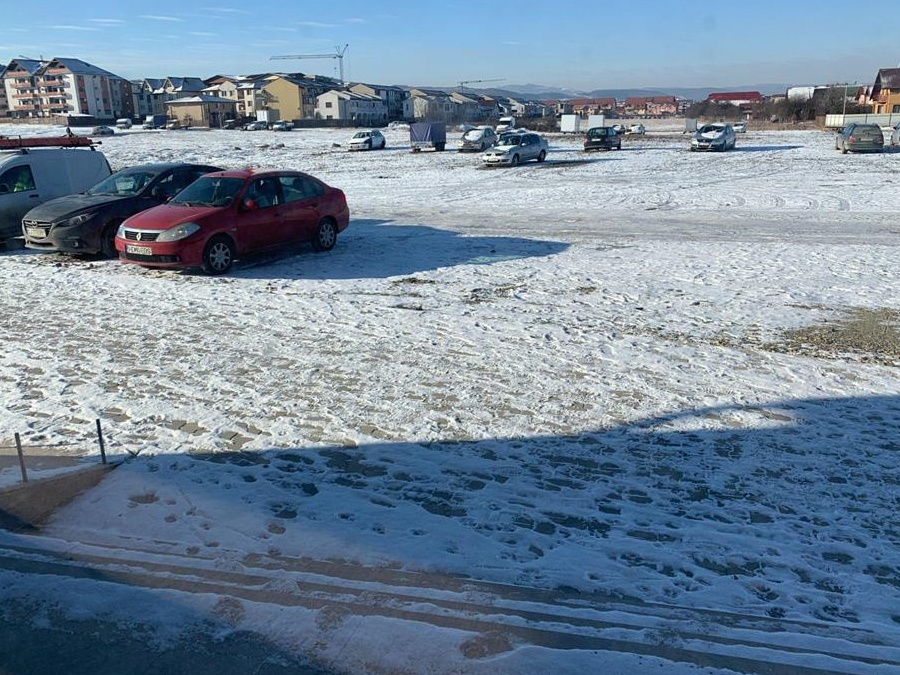 Spatii Comerciale de inchiriat in zona Parc Poligon Floresti - cu VAD si deschidere  buna