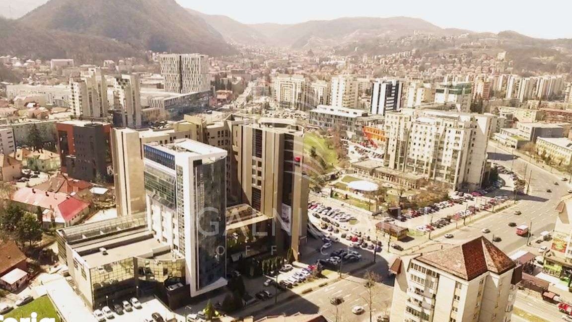 Spații de birouri Centru Civic Brașov, parcare privată