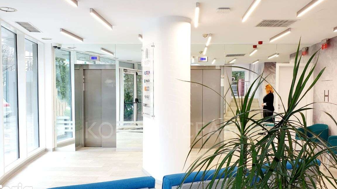 Spații de birouri Centru Civic Brașov, parcare privată