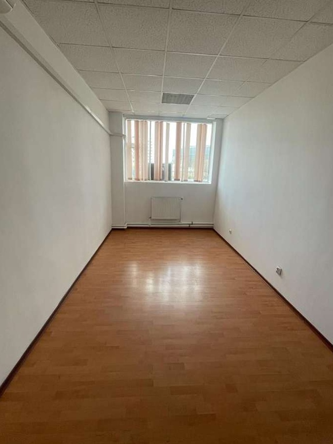 Spatii de inchiriat , 7-77 mp , zona Palas