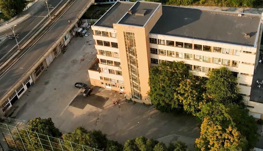 Spatii de inchiriat, cladire Calea Giulesti, Podul Grant (fost ISAF) - direct proprietar
