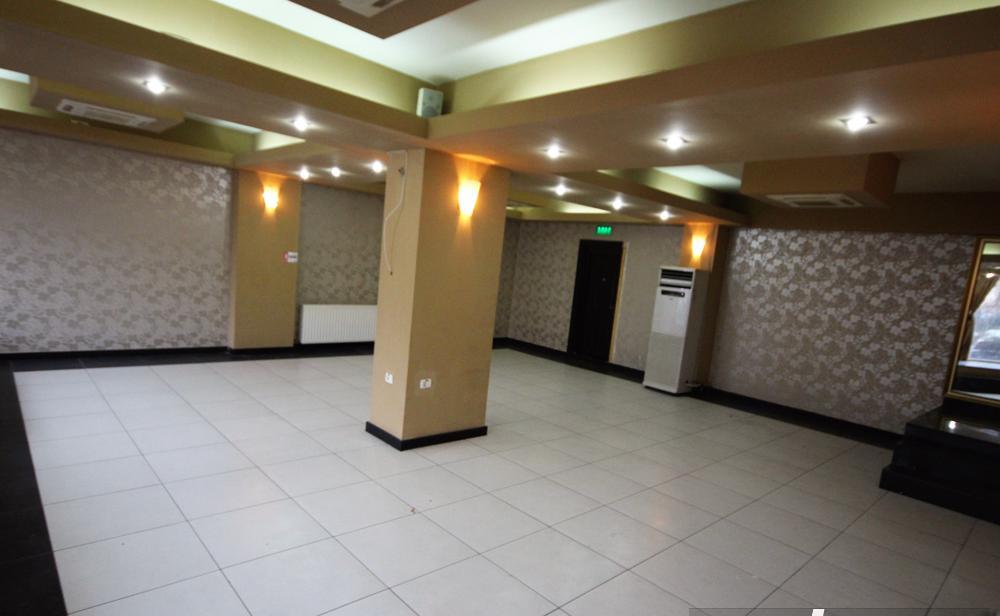 Spațiii comerciale 40 mp. - zona Complex Studentesc