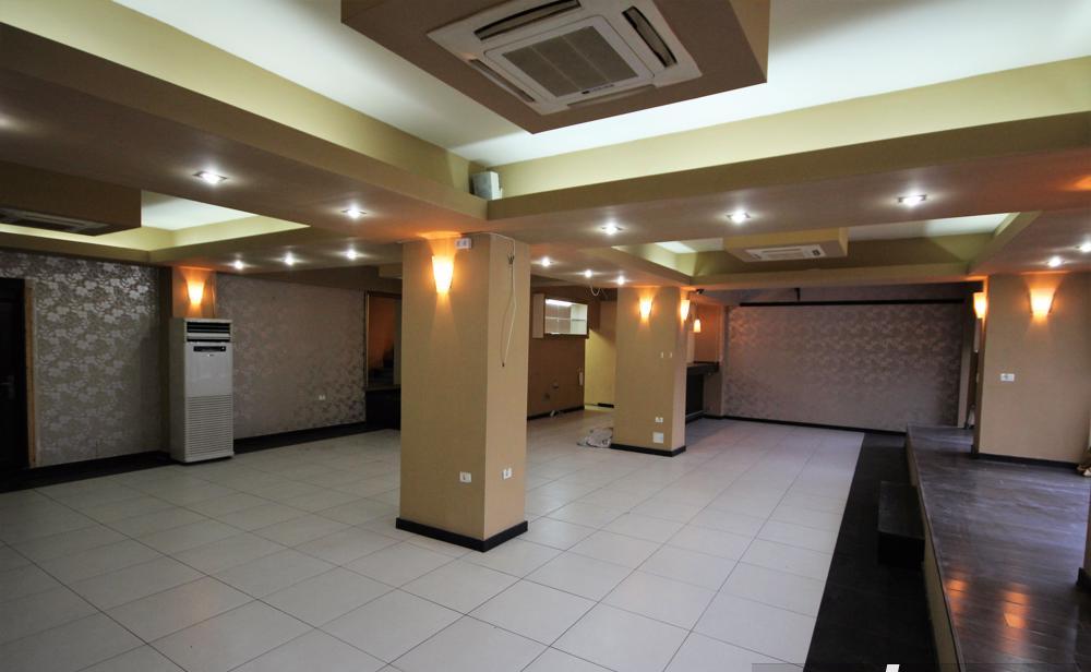 Spațiii comerciale 40 mp. - zona Complex Studentesc