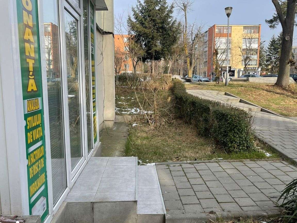 Spatiu 55 mp. Calea Bucuresti