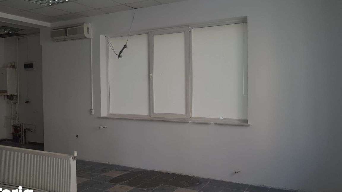 Spatiu 93 mp. birouri Fratii Golesti