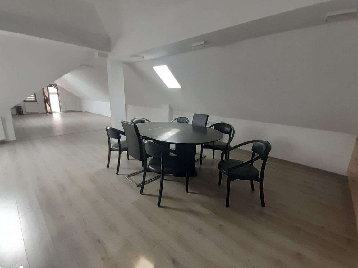 Spatiu birou clasa A, 120 mp, zona Gusterita