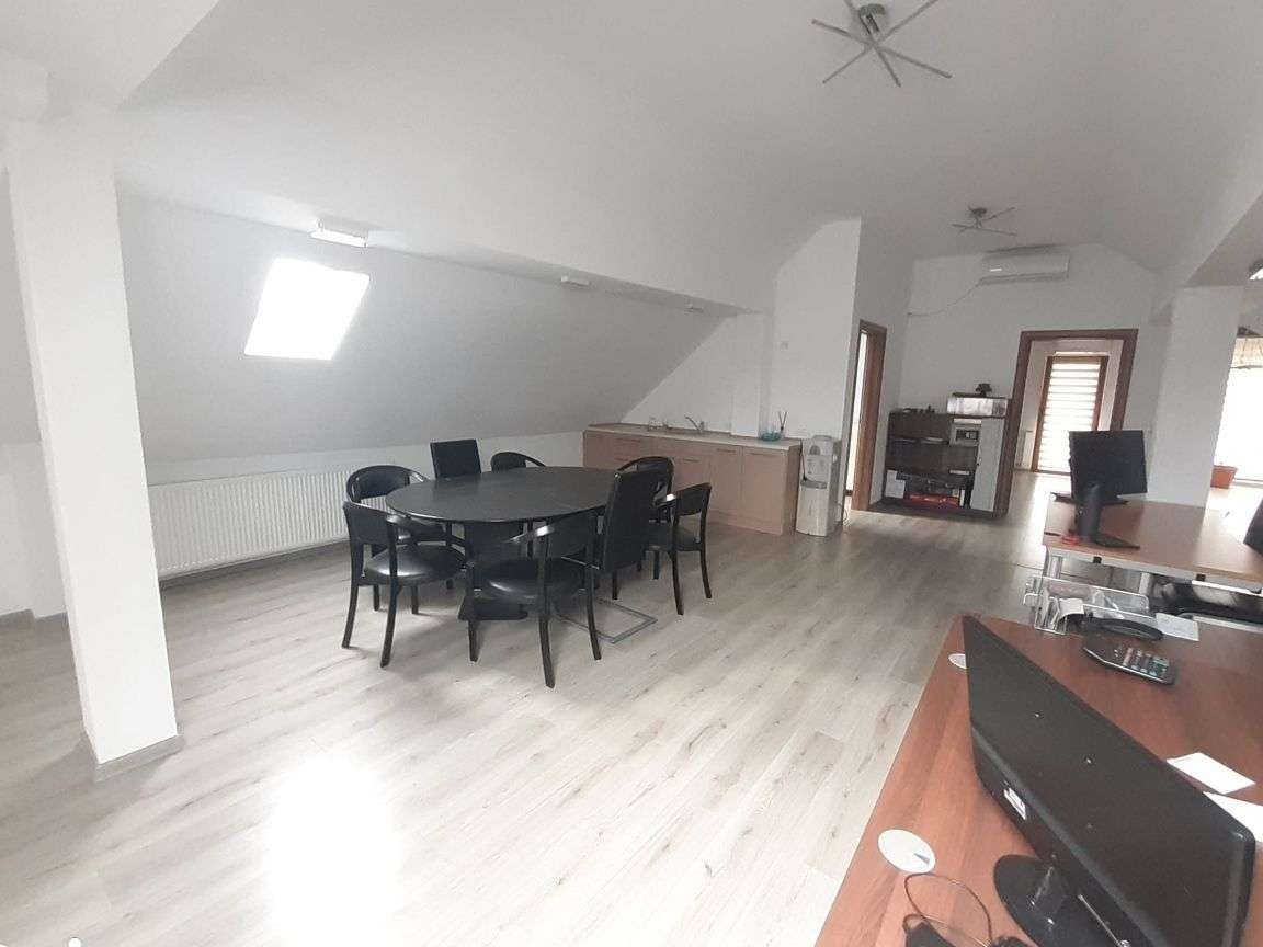 Spatiu birou clasa A, 120 mp, zona Gusterita