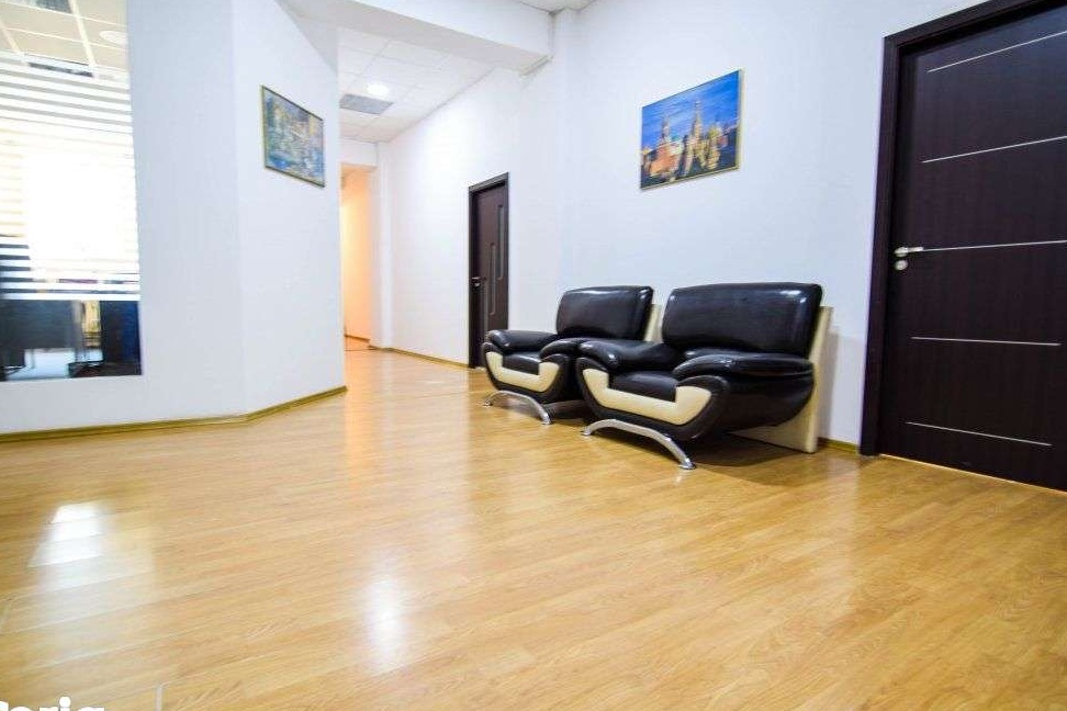 Spatiu birouri Centru zona Tomis Mall cu utilitai incluse