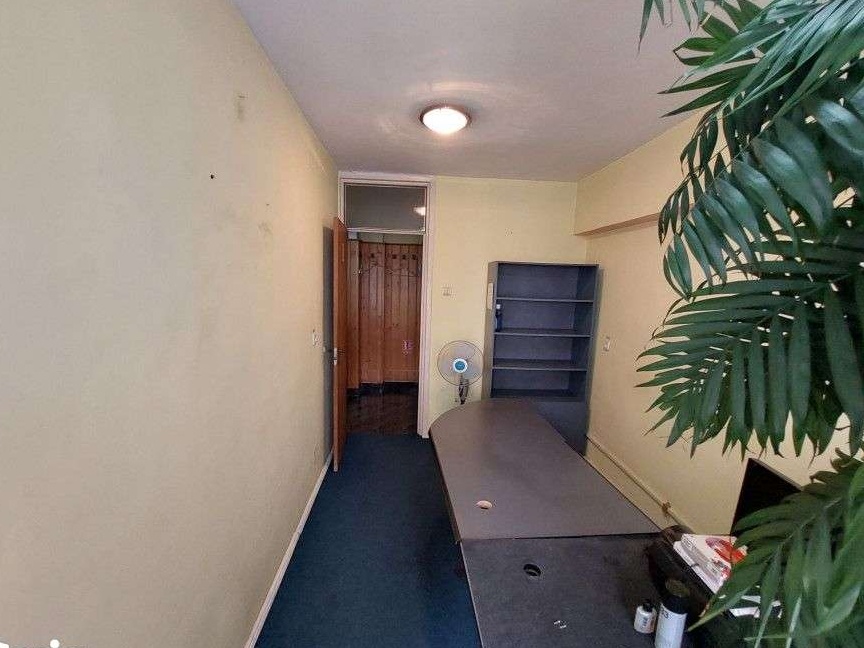 Spatiu birouri, zona ultracentrala, langa Palatul de Justitie, etajul