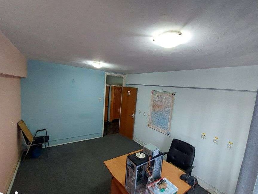 Spatiu birouri, zona ultracentrala, langa Palatul de Justitie, etajul