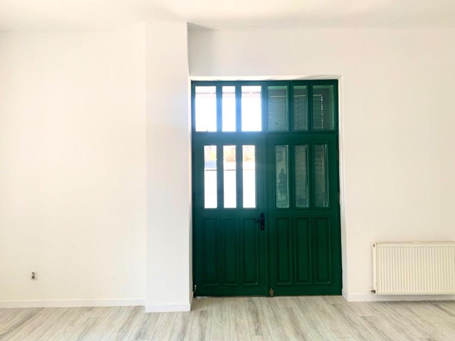 Spatiu Comecial De Inchiriat Medias Centru