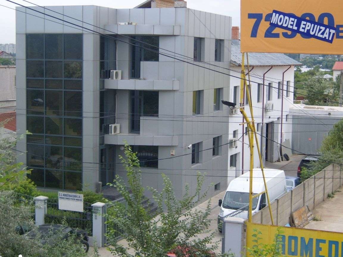 Spatiu Comercial, 1 000 m²,