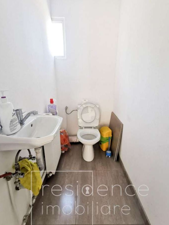Spatiu Comercial 100 mp in Marasti, zona Hornbach + 2 Parcari