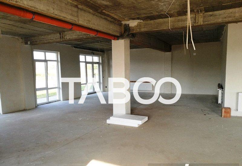Spatiu comercial 142 mp utili de vanzare zona Calea Surii Mici Sibiu