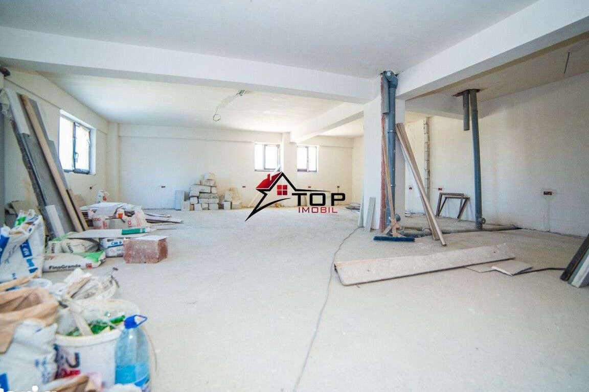 Spatiu Comercial 90mp, Bloc Nou - Platou Galata