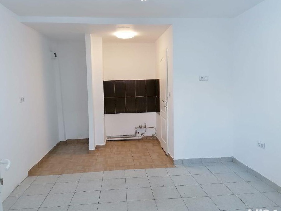 Spațiu comercial/ birou