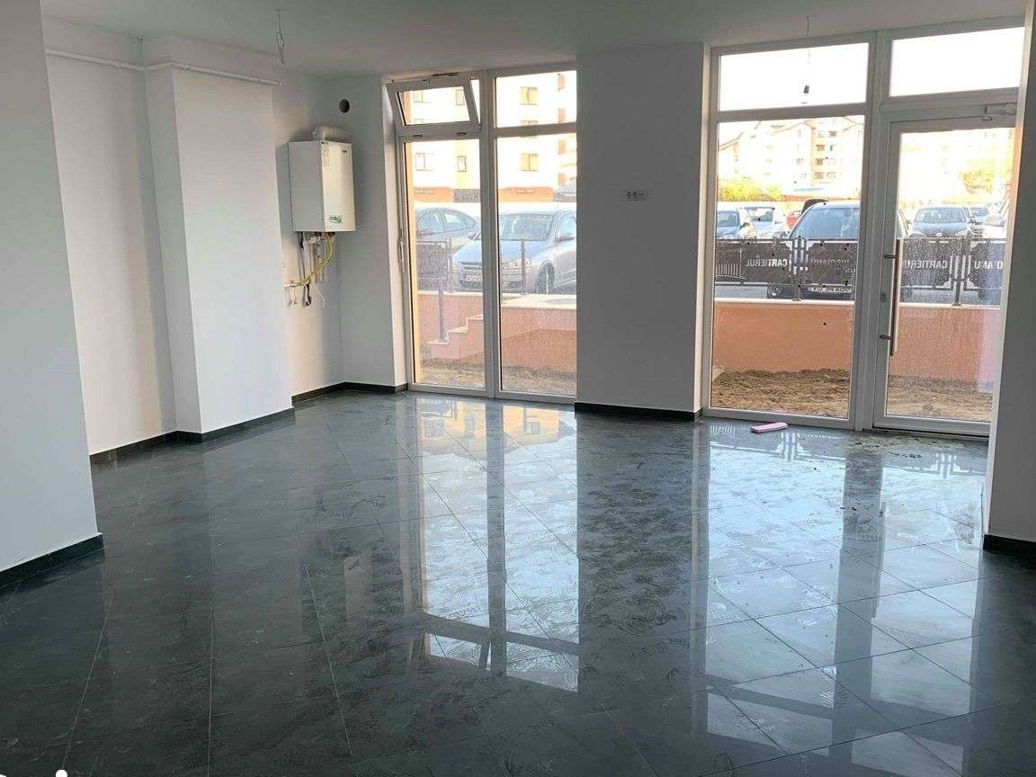 Spatiu Comercial-Cartierul visoianu/74000 euro