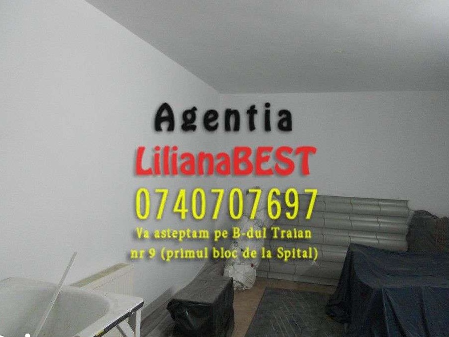 Spatiu comercial cu apartament
