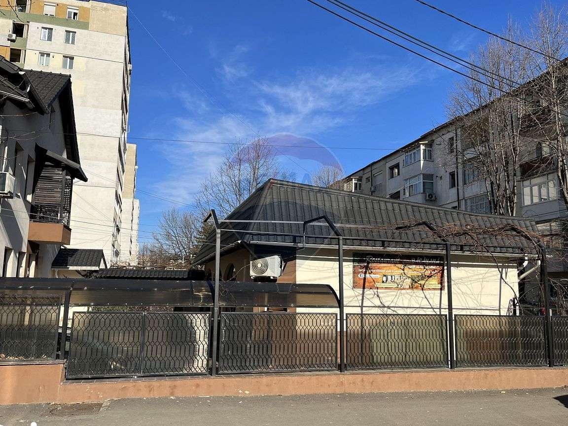 Spațiu comercial de 450mp de vânzare în zona Orizont