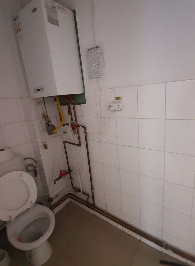 Spatiu comercial de inchiriat, 80 mp - zona Magazin Elvila