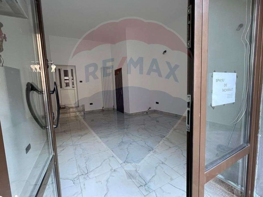 Spațiu comercial de inchiriat, zona Ultracentral