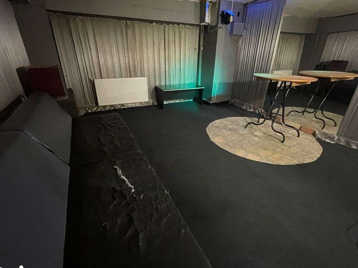 Spatiu Comercial , Demisol , 250 mp, cartierul MARASTI, zona FARMEC