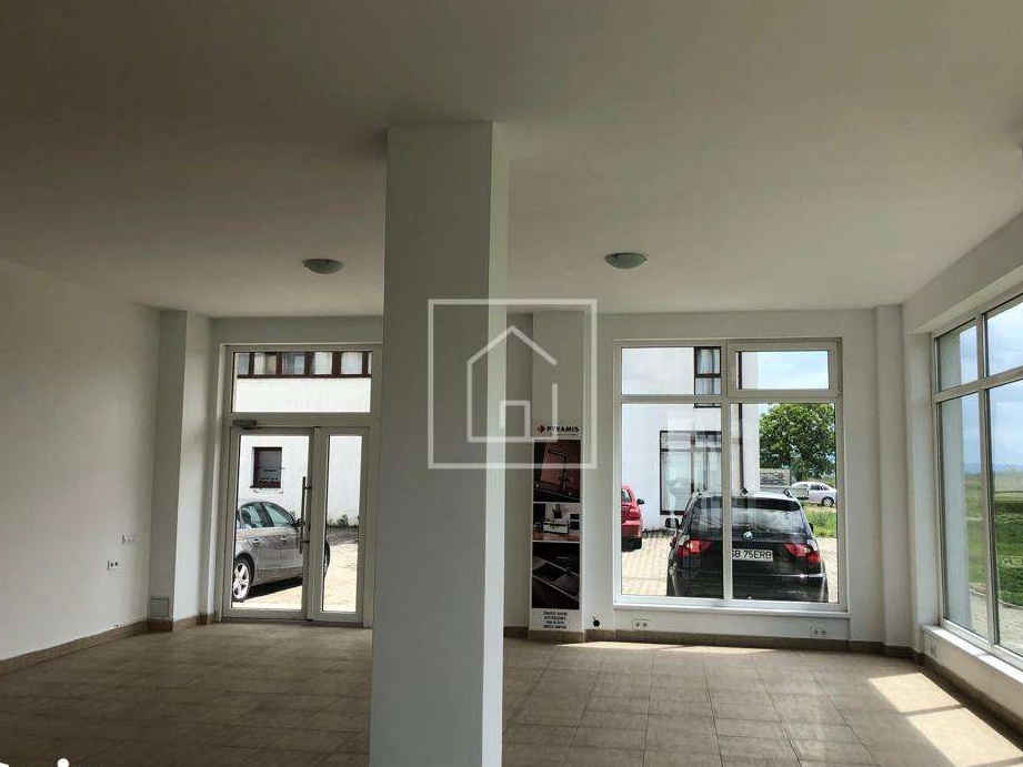 Spatiu comercial Doamna Stanca